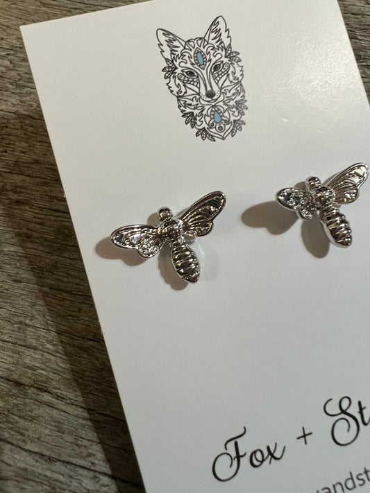 Beautiful Bee Stud Earrings 🐝