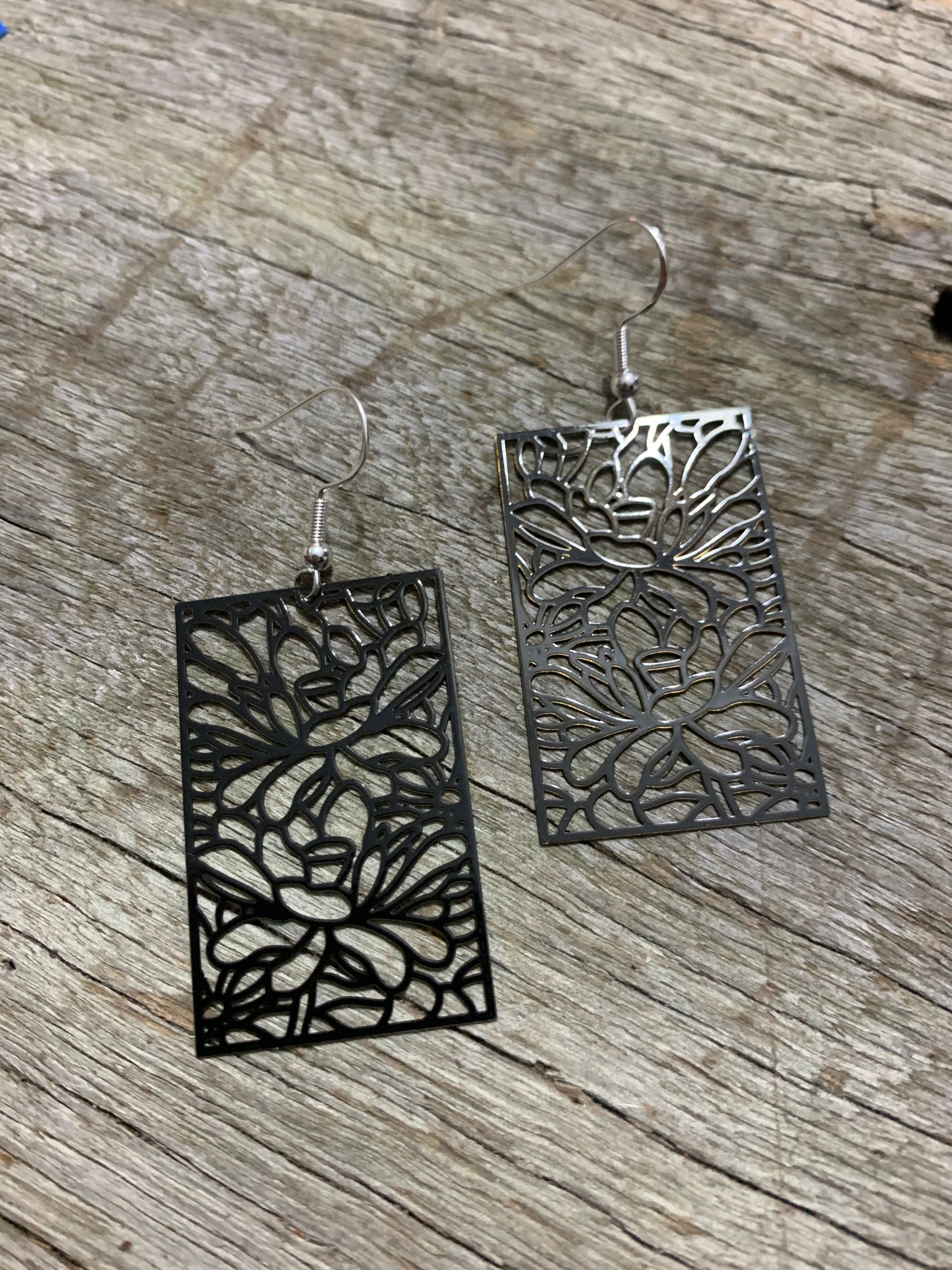 Midnight Black Freya Filigree