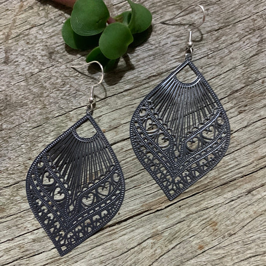 Storm Samantha Filigree