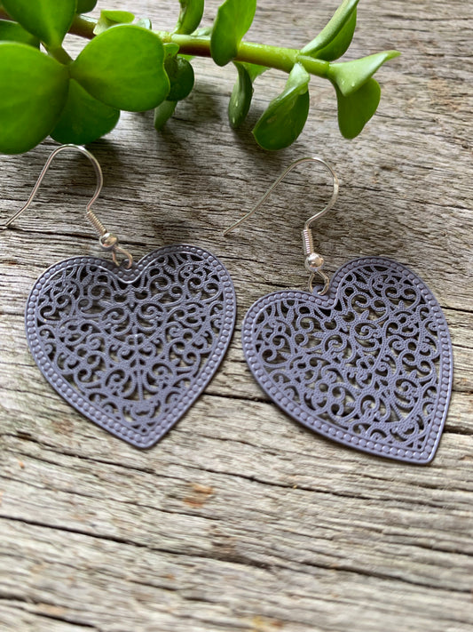 Deep Grey Heart Filigree