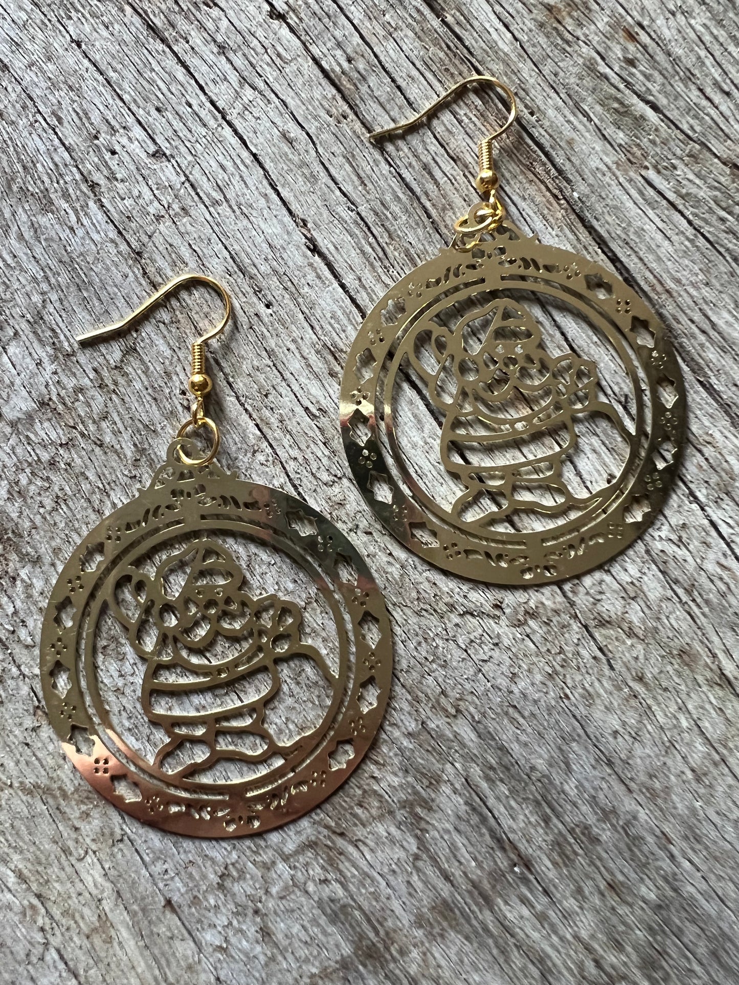 Shiny Gold Christmas Santa Filigree Earrings