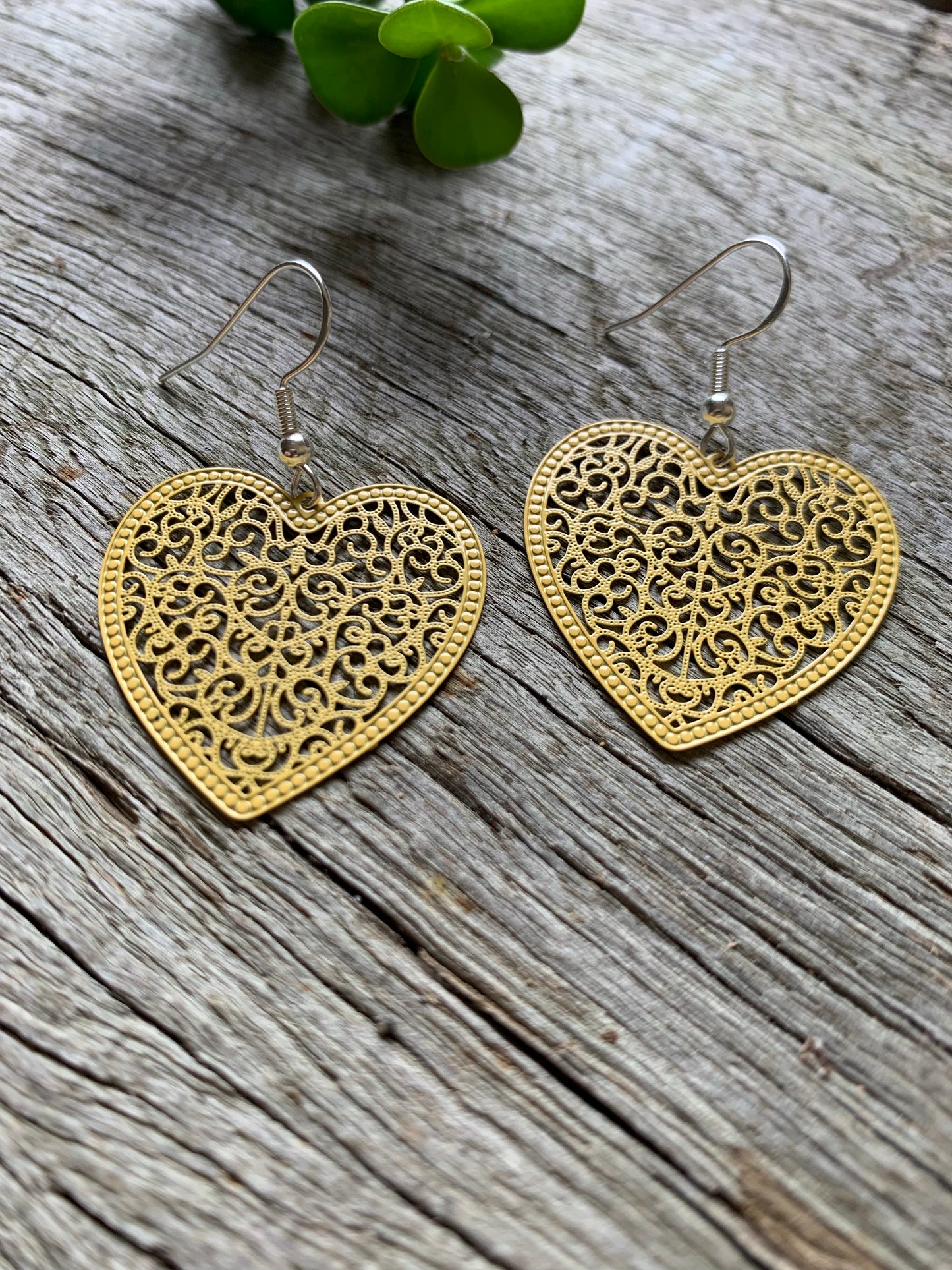 Mustard Yellow Heart Filigree