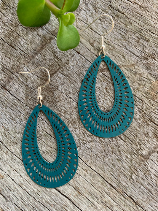 Julia Tranquil Filigree