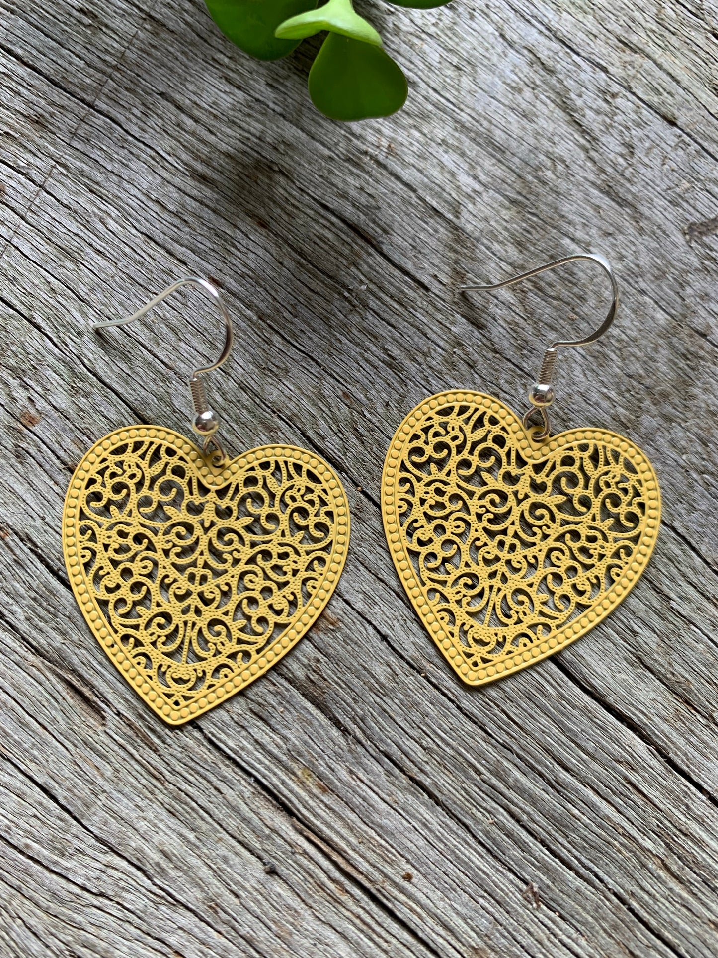 Mustard Yellow Heart Filigree