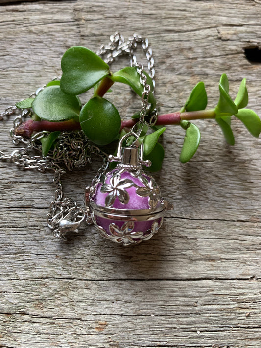 Round Flower Silver Oil Diffuser
