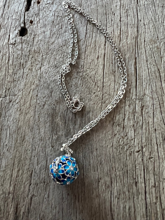 Blue Flower Oil Diffuser Pendant