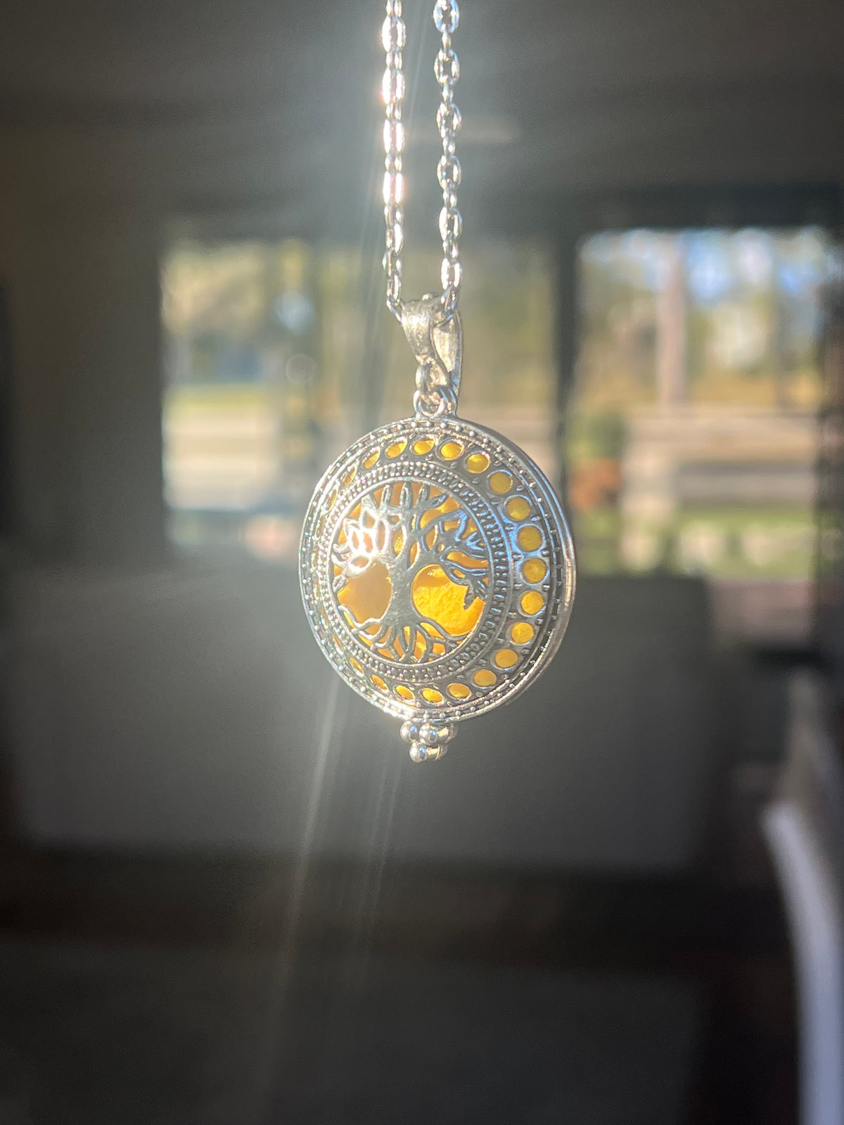 Oil Diffuser Pendant Lara