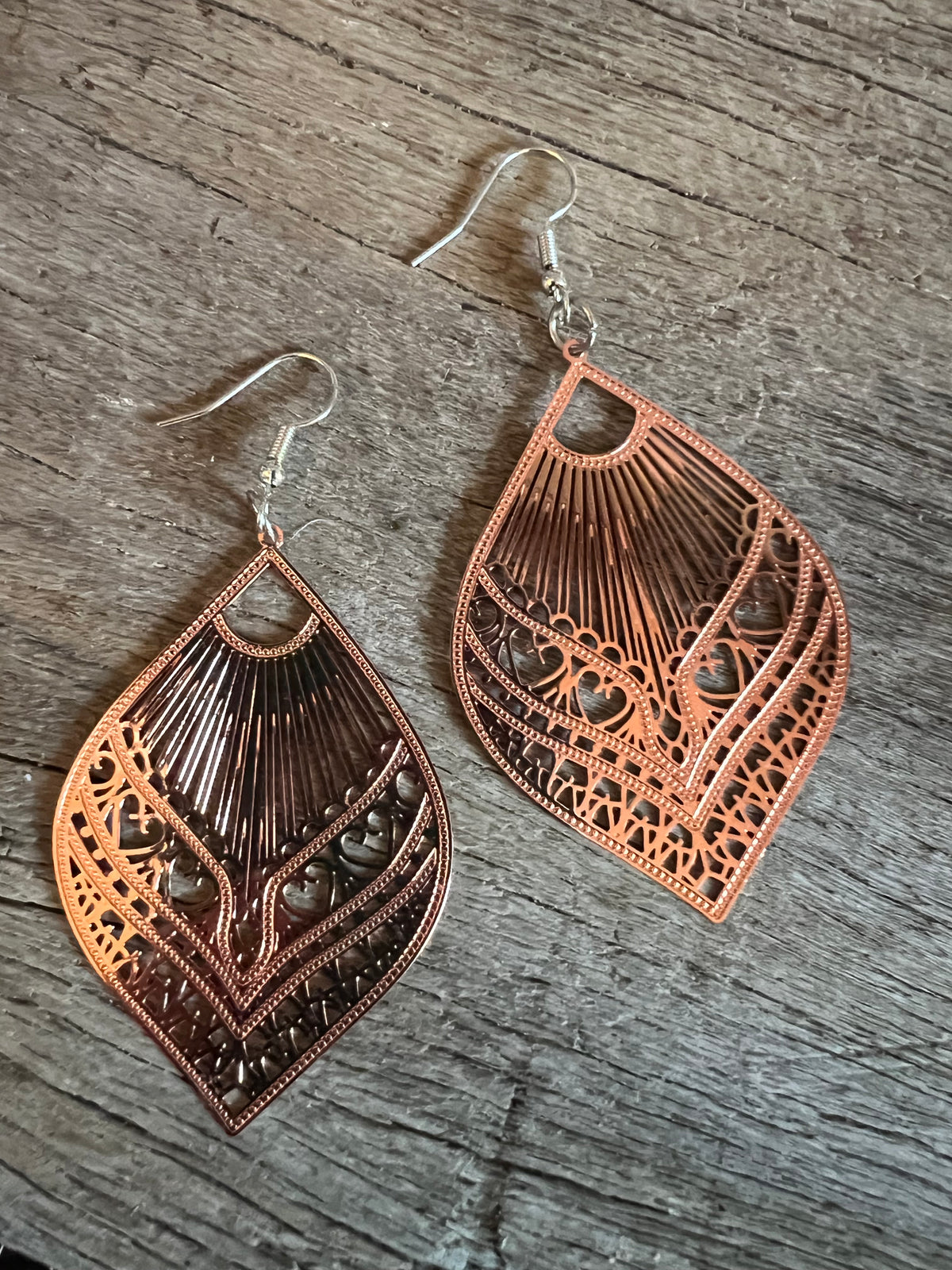 Samantha Rose Gold Shiny Filigree Earrings