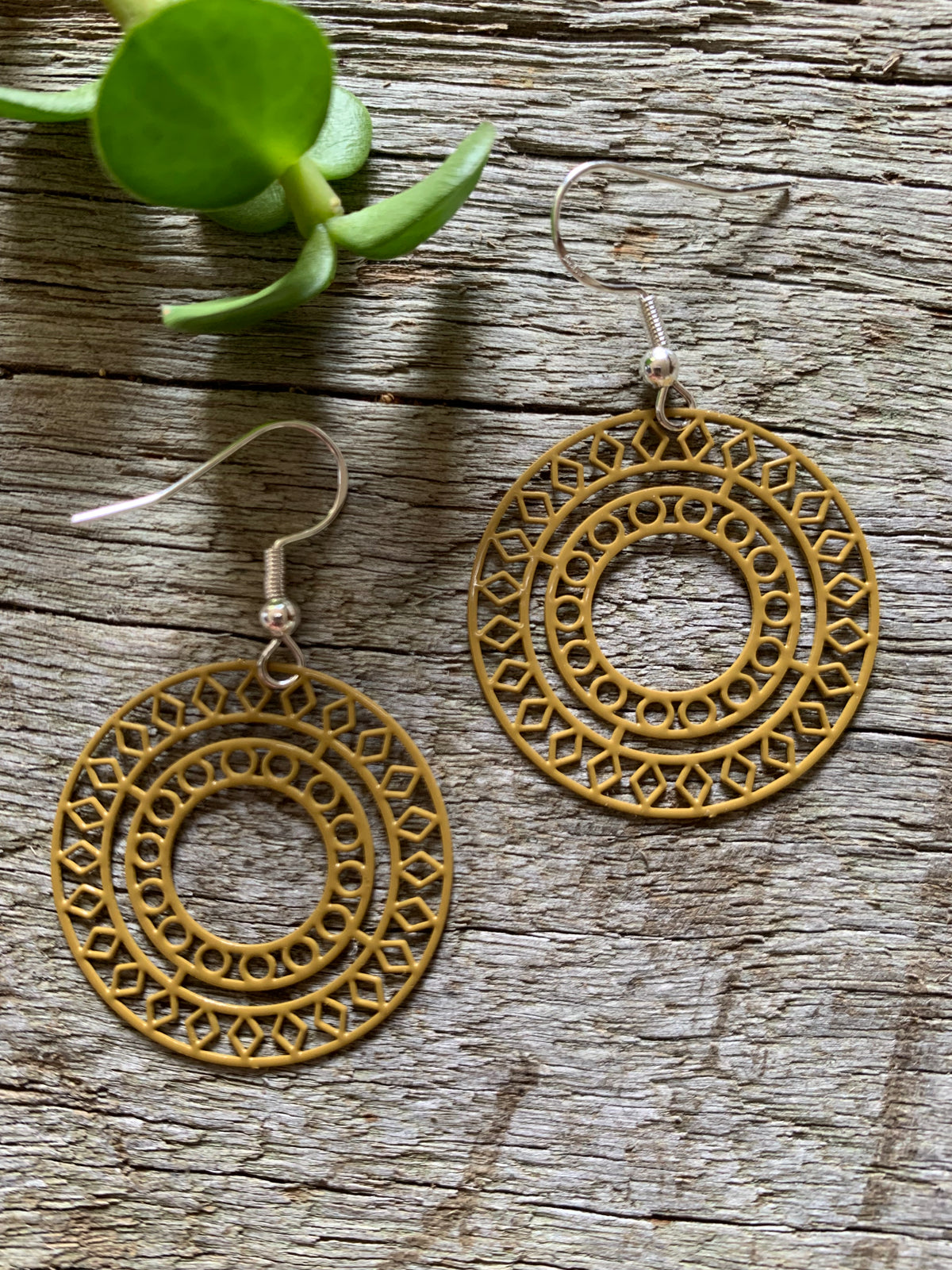 Bree Filigree Latte Olive Earrings