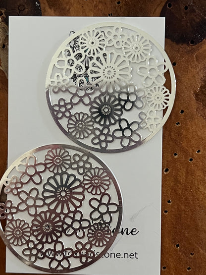 Natasha Shiny Silver Filigree Earrings