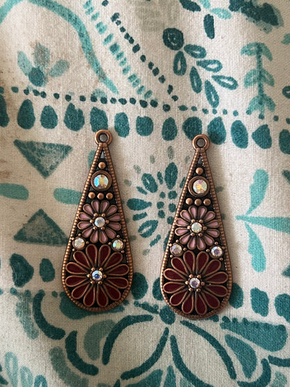 Teardrop Daisy Love Earrings
