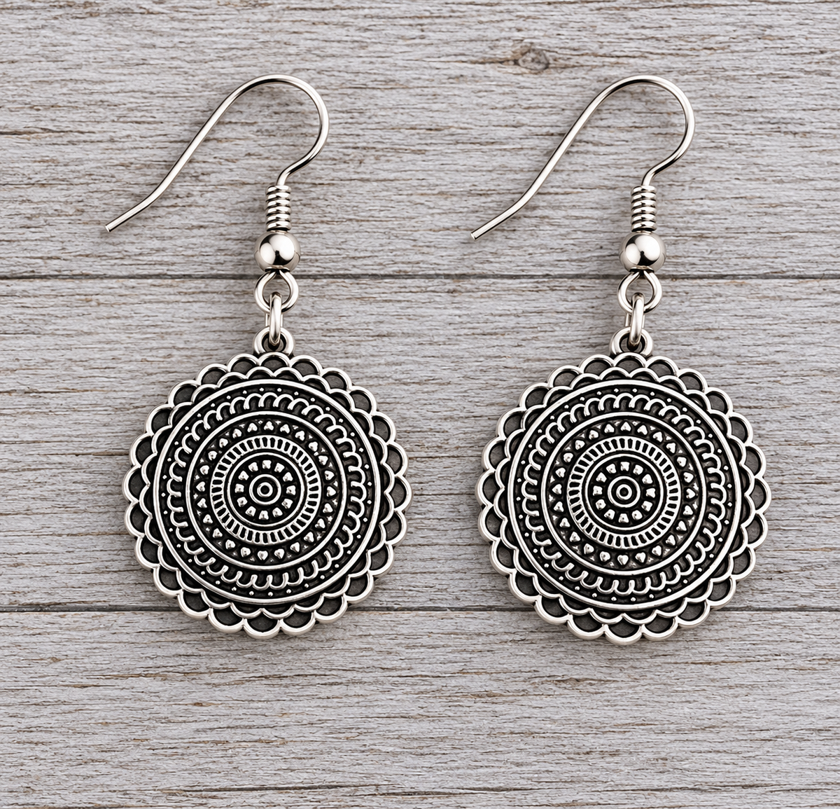 Silver Pretty Round Earrings