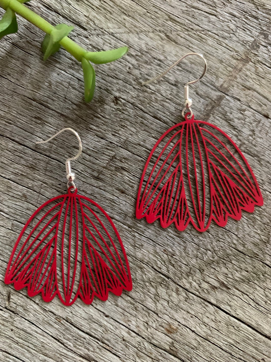 Vivid Red Luna Filigree