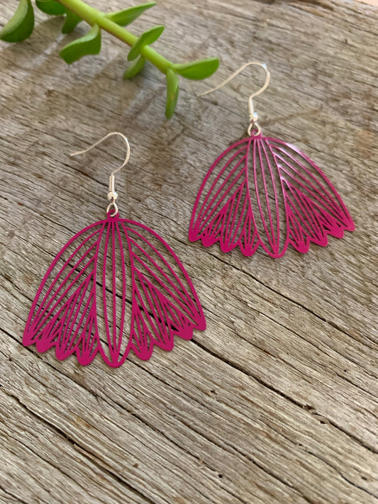 Plum Luna Filigree