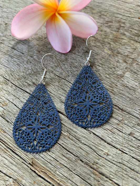 Storm Blue Shelby Filigree