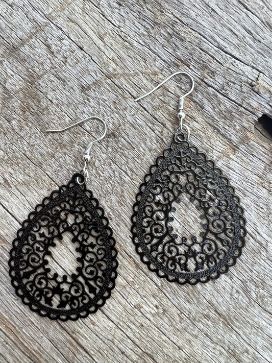 Black Frankie Filigree