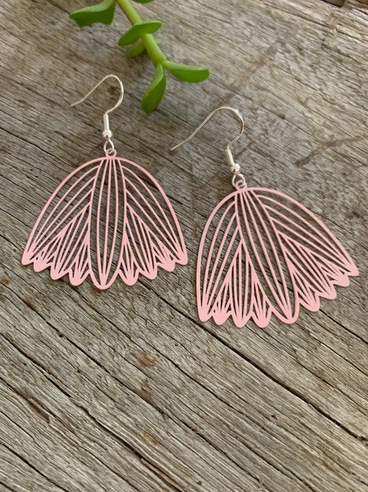 Pale Pink Luna Filigree
