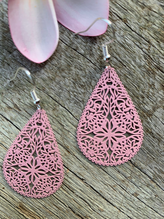 Dusty Pink Shelby Filigree