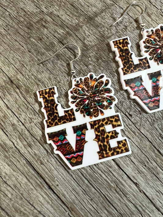 Pretty Leopard Love Earrings